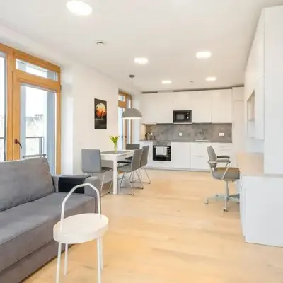 Apartment with balcony and castle view by URBAN RENT